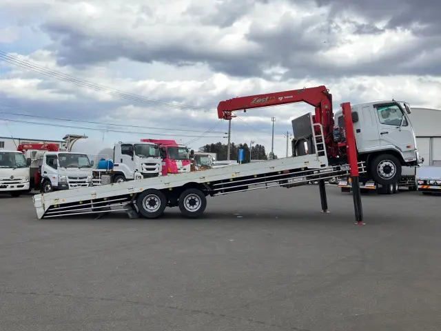 三菱 ファイター 2DG-FQ62F(6x4)の写真6