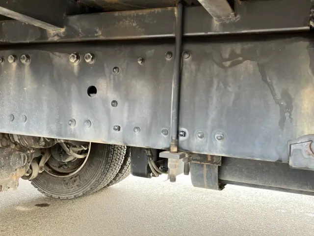 三菱 ファイター 2DG-FQ62F(6x4)の写真16