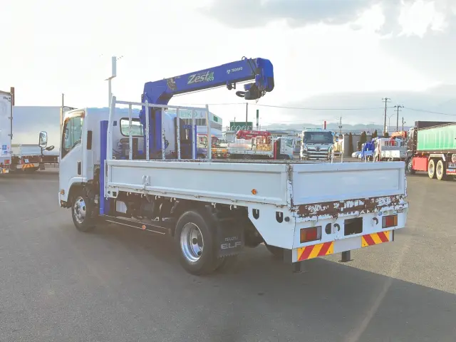 いすゞ エルフ SKG-NPR85YN(2WD)の写真4