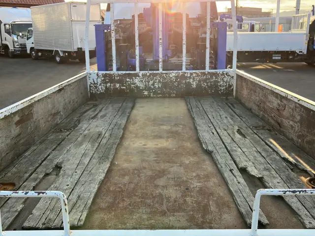 いすゞ エルフ SKG-NPR85YN(2WD)の写真7