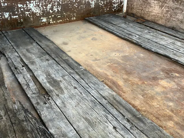 いすゞ エルフ SKG-NPR85YN(2WD)の写真8