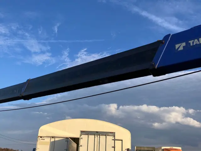 いすゞ エルフ SKG-NPR85YN(2WD)の写真11