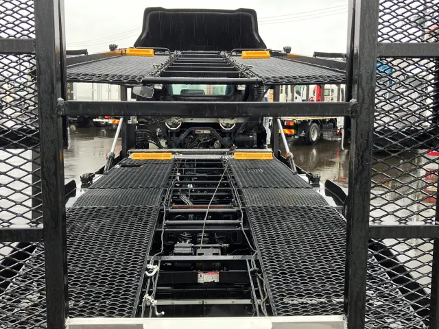 いすゞ フォワード TKG-FRR90S2(2WD)の写真8