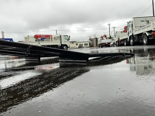 いすゞ フォワード TKG-FRR90S2(2WD)の写真16