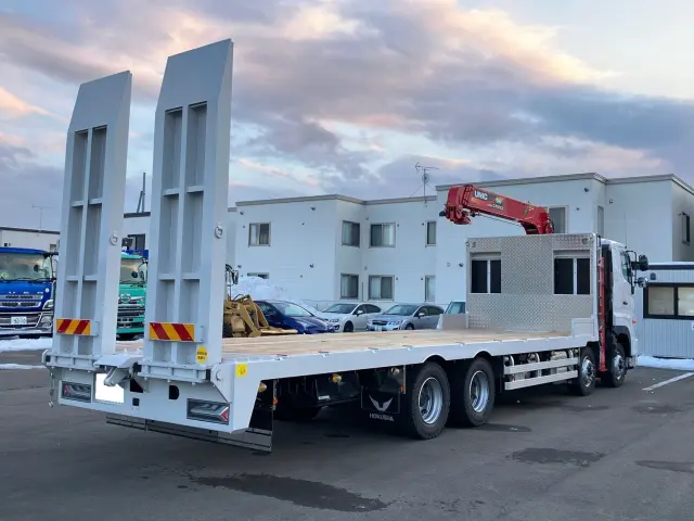 日野 プロフィア 2DG-FW1AHC(8x4)の写真3