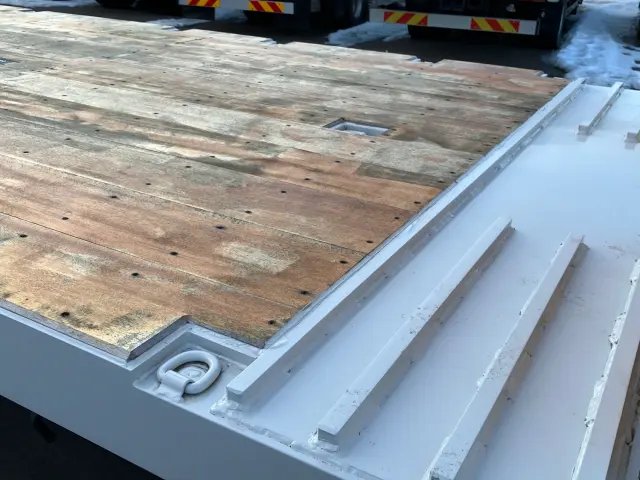 日野 プロフィア 2DG-FW1AHC(8x4)の写真9