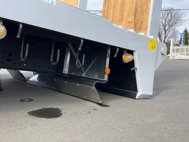 日野 プロフィア 2DG-FW1AHC(8x4)の写真17