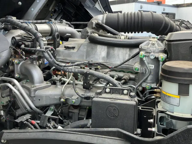 日野 プロフィア 2DG-FW1AHC(8x4)の写真18