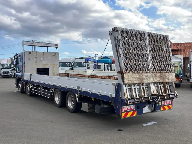 三菱 スーパーグレート 2PG-FS74HZ(8x4)の写真4