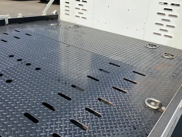 三菱 キャンター 2PG-FEB80(2WD)の写真12