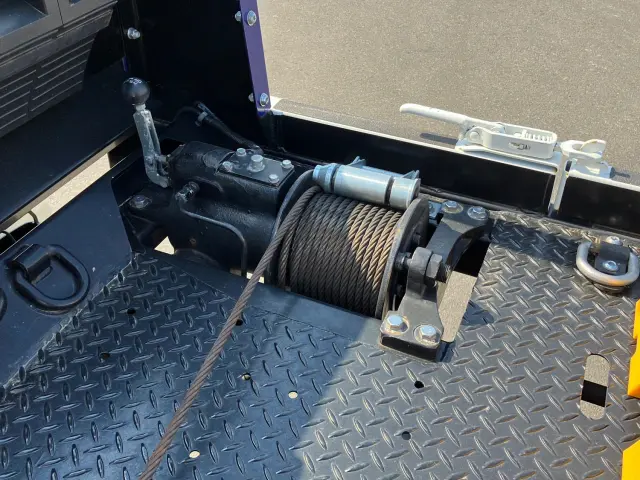 三菱 キャンター 2PG-FEB80(2WD)の写真13