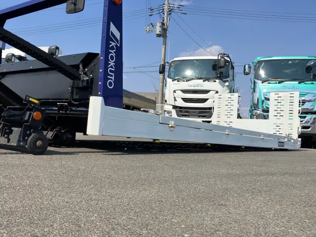 三菱 キャンター 2PG-FEB80(2WD)の写真17