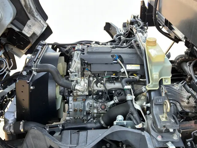 三菱 キャンター 2PG-FEB80(2WD)の写真18