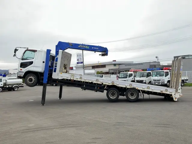 三菱 ファイター QDG-FQ62F(6x4)の写真5