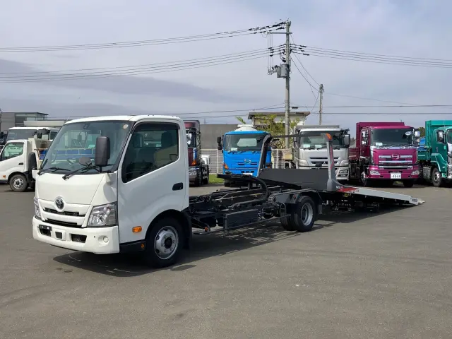 トヨタ ダイナ 2RG-XZU722(2WD)の写真1
