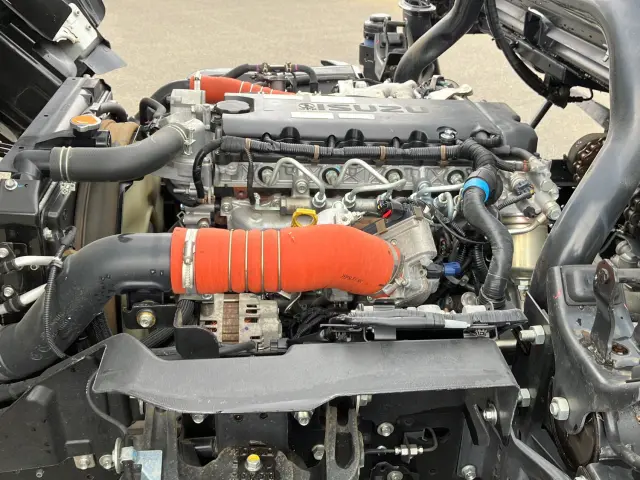いすゞ エルフ 2RG-NPR88AN(2WD)の写真18