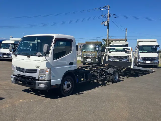 日産 アトラス TPG-FEB8W(2WD)の写真1
