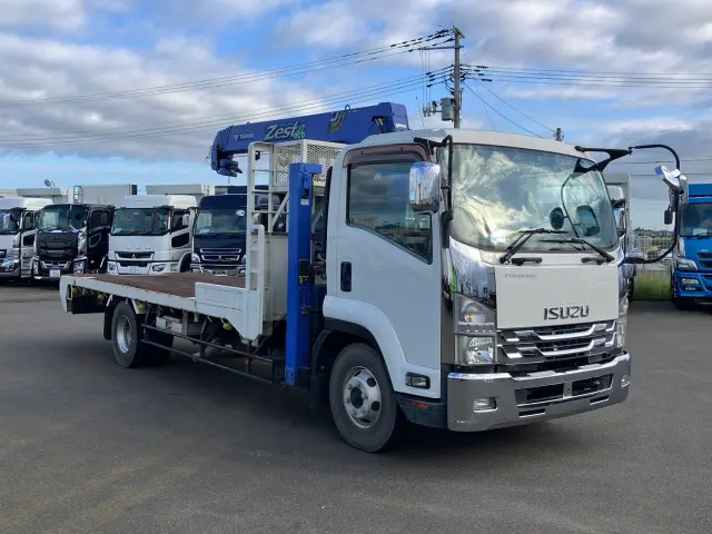 いすゞ フォワード SKG-FRR90S2(2WD)の写真2