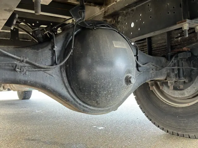 いすゞ フォワード SKG-FRR90S2(2WD)の写真17