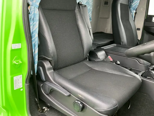 三菱 ファイター 2KG-FK62F(2WD)の写真20