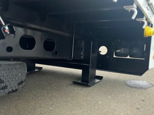 いすゞ フォワード TKG-FRR90S1(2WD)の写真17
