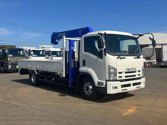 いすゞ フォワード SKG-FRR90S1(2WD)の写真2