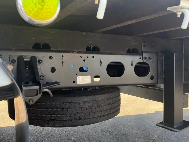 いすゞ フォワード SKG-FRR90S1(2WD)の写真14