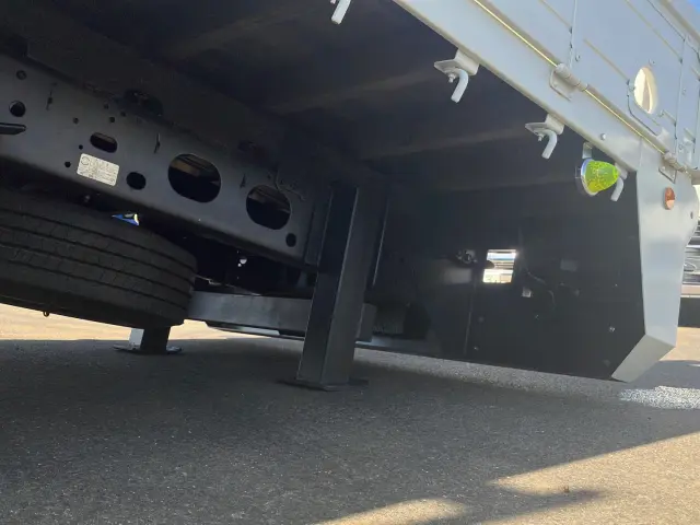 いすゞ フォワード SKG-FRR90S1(2WD)の写真17