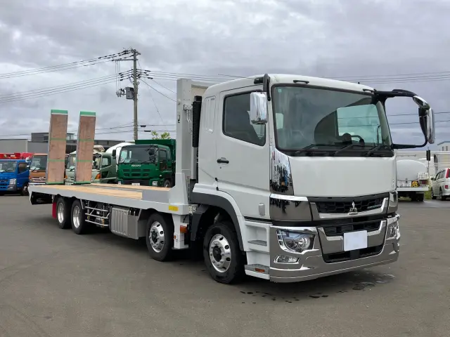 三菱 スーパーグレート 2PG-FS70HZ(8x4)の写真2