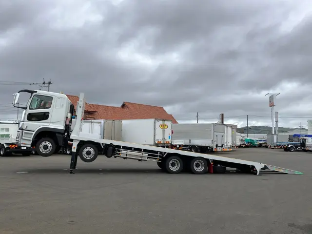 三菱 スーパーグレート 2PG-FS70HZ(8x4)の写真5