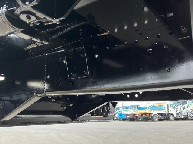 三菱 スーパーグレート 2PG-FS80VZ(8x4)の写真17