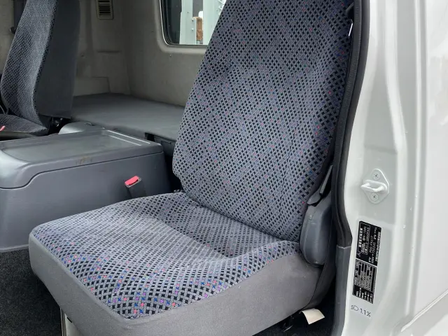三菱 ファイター PDG-FK61F(2WD)の写真21