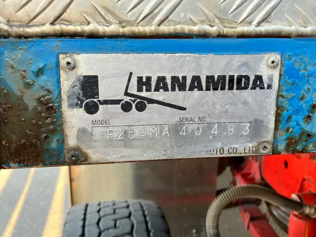 いすゞ ギガ LKG-CYJ77A(8x4)の写真7