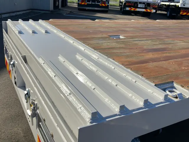 日野 プロフィア 2DG-FW1AHC(8x4)の写真9