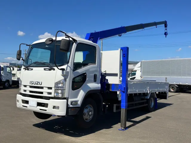 いすゞ フォワード TKG-FRR90S1(2WD)の写真1