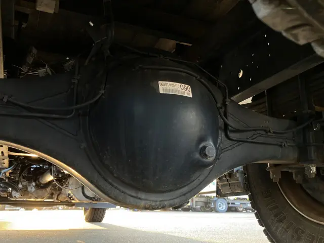 いすゞ フォワード 2PG-FRR90S1(2WD)の写真16