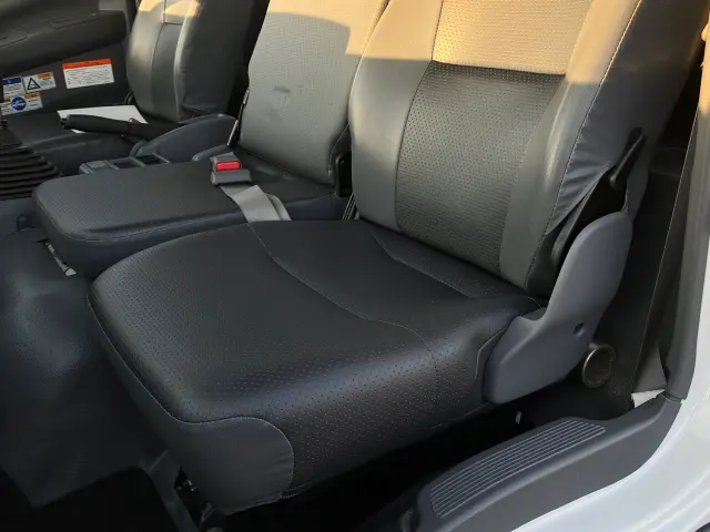 いすゞ フォワード 2PG-FRR90S1(2WD)の写真21