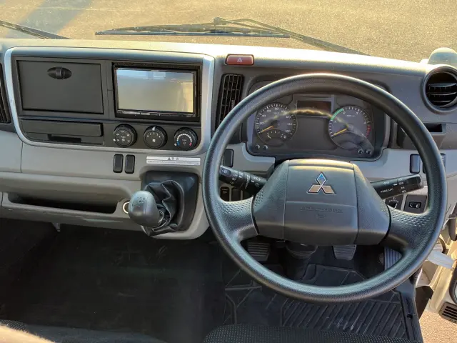 三菱 キャンター TPG-FEB80(2WD)の写真22