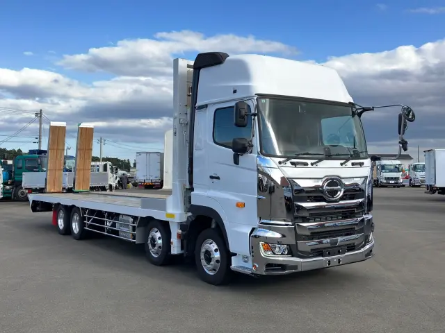 日野 プロフィア 2DG-FW1AHC(8x4)の写真2