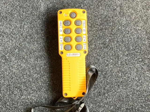 日野 プロフィア 2DG-FW1AHC(8x4)の写真25