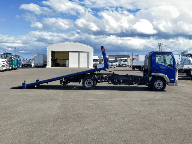 いすゞ エルフ 2RG-NPR88YN(2WD)の写真6