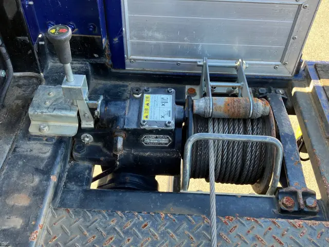 いすゞ エルフ 2RG-NPR88YN(2WD)の写真13