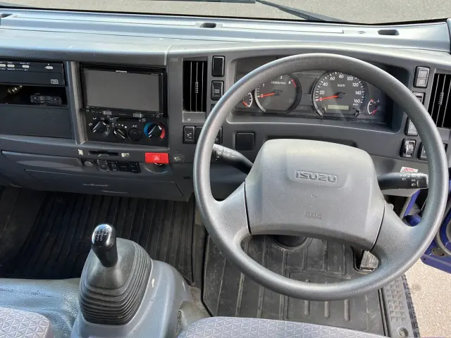 いすゞ エルフ 2RG-NPR88YN(2WD)の写真22