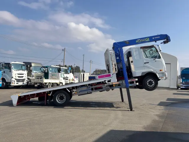 三菱 ファイター QKG-FK62FZ(2WD)の写真6