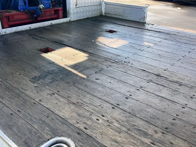 三菱 ファイター QKG-FK62FZ(2WD)の写真8