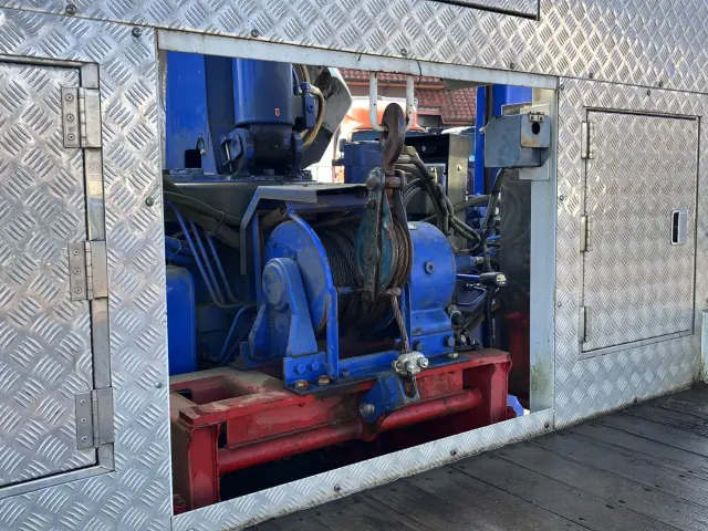 三菱 ファイター QKG-FK62FZ(2WD)の写真10