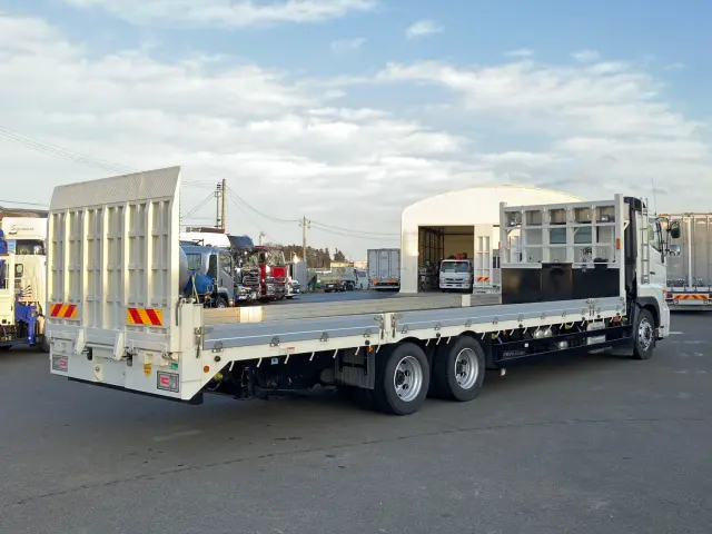 日野 プロフィア 2DG-FQ1AJG(6x4)の写真3