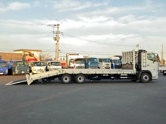 日野 プロフィア 2DG-FQ1AJG(6x4)の写真6