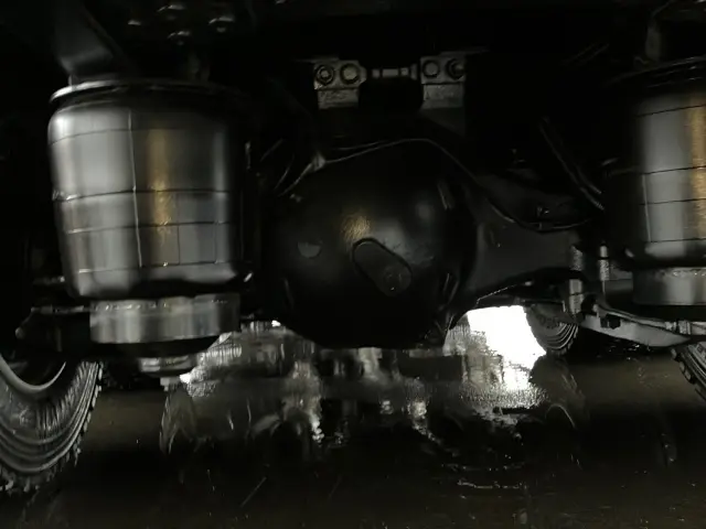 日野 プロフィア 2DG-FW1AHC(8x4)の写真16