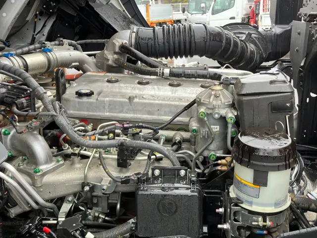 日野 プロフィア 2DG-FW1AHC(8x4)の写真18